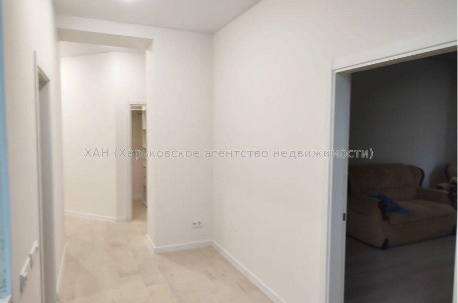 Продам квартиру, Искринский пер. , 3  ком., 96 м², частичный ремонт 