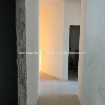 Продам квартиру, Искринский пер. , 3  ком., 96 м², частичный ремонт 