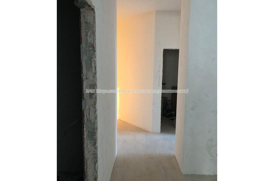 Продам квартиру, Искринский пер. , 3  ком., 96 м², частичный ремонт 