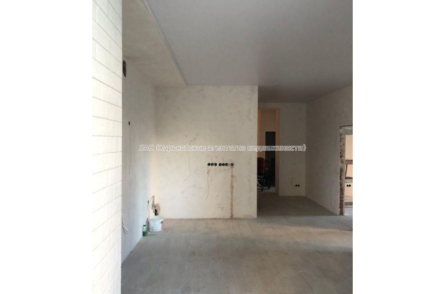 Продам квартиру, Искринский пер. , 3  ком., 96 м², частичный ремонт 