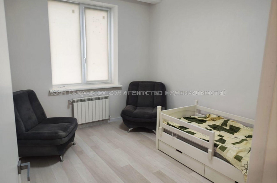 Продам квартиру, Искринский пер. , 3  ком., 96 м², частичный ремонт 
