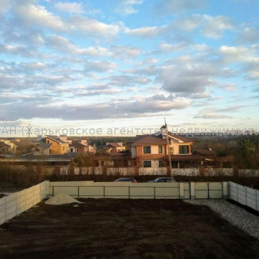 Продам будинок, 243 м², 12 соток, без отделочных работ 