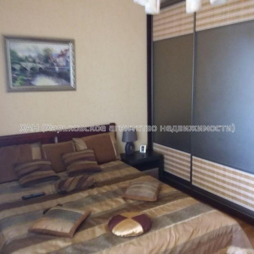 Продам квартиру, Аптекарский пер. , 4  ком., 101 м², капитальный ремонт 