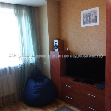 Продам квартиру, Аптекарский пер. , 4  ком., 101 м², капитальный ремонт 