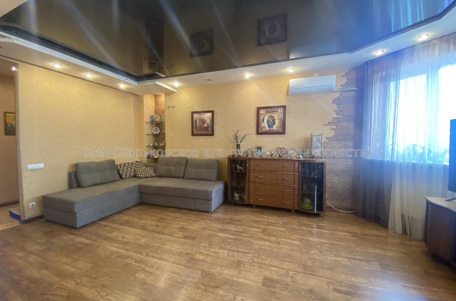 Продам квартиру, Аптекарский пер. , 4  ком., 101 м², капитальный ремонт 