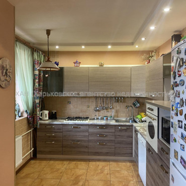 Продам квартиру, Аптекарский пер. , 4  ком., 101 м², капитальный ремонт 