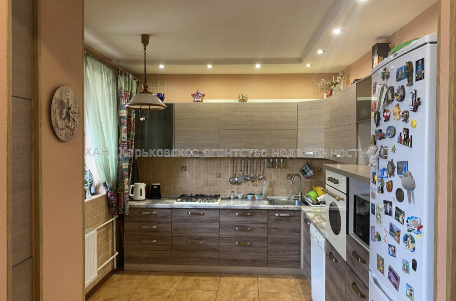 Продам квартиру, Аптекарский пер. , 4  ком., 101 м², капитальный ремонт 