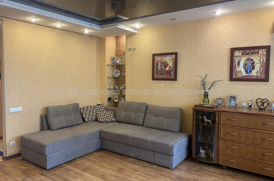Продам квартиру, Аптекарский пер. , 4  ком., 101 м², капитальный ремонт 
