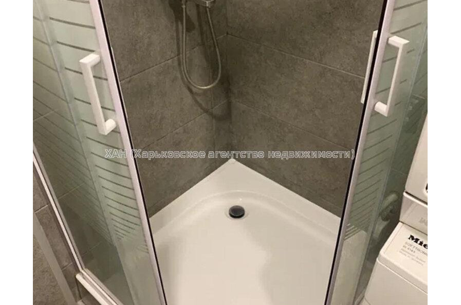 Продам квартиру, Байрона пр-т , 5  ком., 142 м², авторский дизайн 