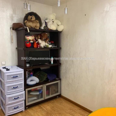 Продам квартиру, Байрона пр-т , 5  ком., 142 м², авторский дизайн 