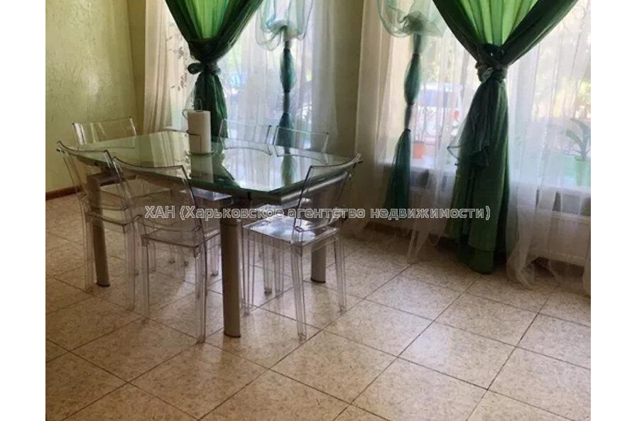 Продам квартиру, Байрона пр-т , 5  ком., 142 м², авторский дизайн 