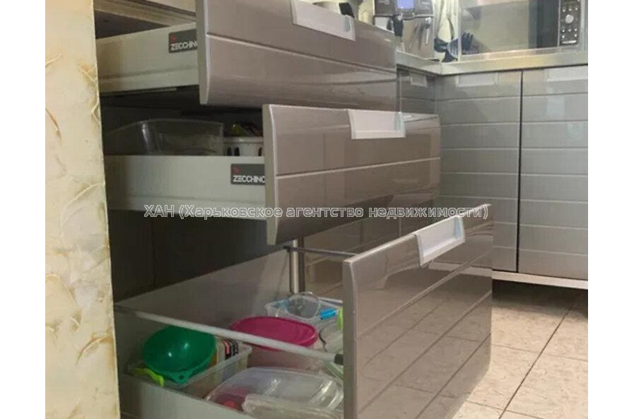 Продам квартиру, Байрона пр-т , 5  ком., 142 м², авторский дизайн 