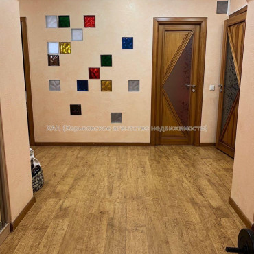 Продам квартиру, Байрона пр-т , 5  ком., 170 м², авторский дизайн 