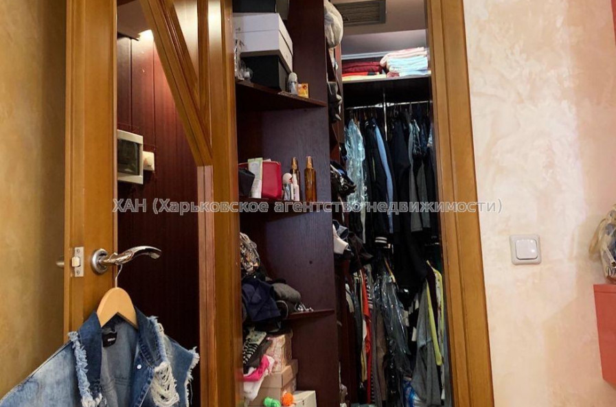 Продам квартиру, Байрона пр-т , 5  ком., 170 м², авторский дизайн 