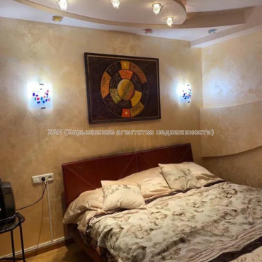 Продам квартиру, Байрона пр-т , 5  ком., 142 м², авторский дизайн 
