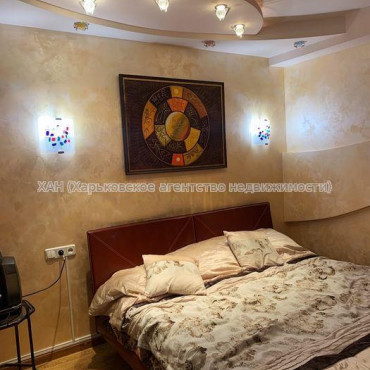 Продам квартиру, Байрона пр-т , 5  ком., 142 м², авторский дизайн 