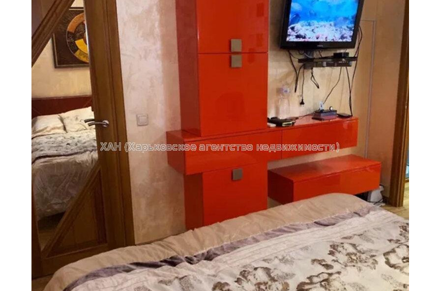 Продам квартиру, Байрона пр-т , 5  ком., 142 м², авторский дизайн 