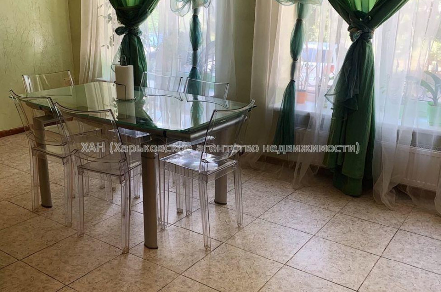 Продам квартиру, Байрона пр-т , 5  ком., 170 м², авторский дизайн 