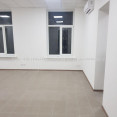 Продам нежилую недвижимость, офис в многоквартирном доме , 1  ком., 162 м², без ремонта 