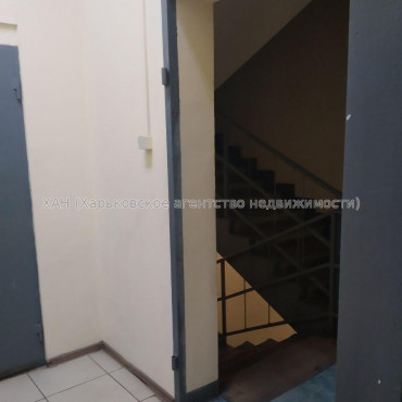 Продам нежитлову нерухомість, объект сервиса , 1 кім., 1600 м², капитальный ремонт 