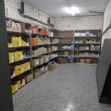 Продам нежитлову нерухомість, объект сервиса , 1 кім., 1600 м², капитальный ремонт 