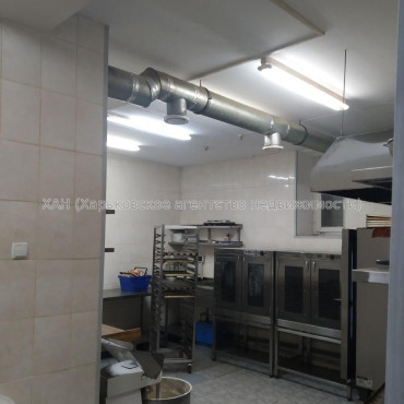 Продам нежитлову нерухомість, объект сервиса , 1 кім., 1600 м², капитальный ремонт 