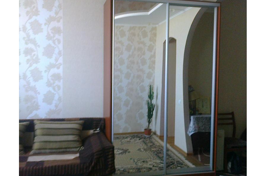 Продам квартиру, Зубарева Александра ул. , 1  ком., 43 м², евроремонт 