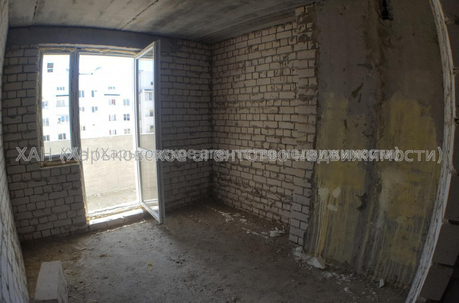 Продам квартиру, Героев Харькова просп. , 1 кім., 42 м², без внутренних работ 