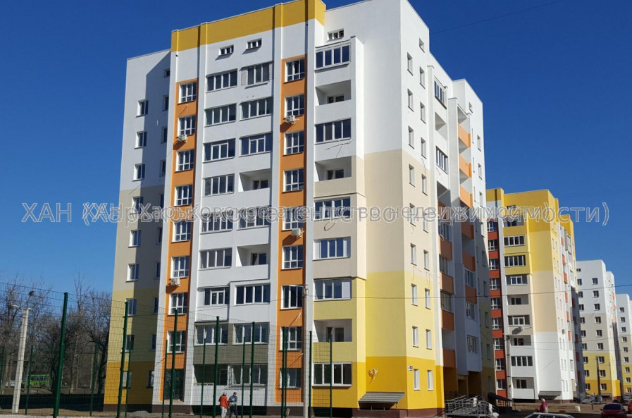 Продам квартиру, Героев Харькова просп. , 1 кім., 42 м², без внутренних работ 