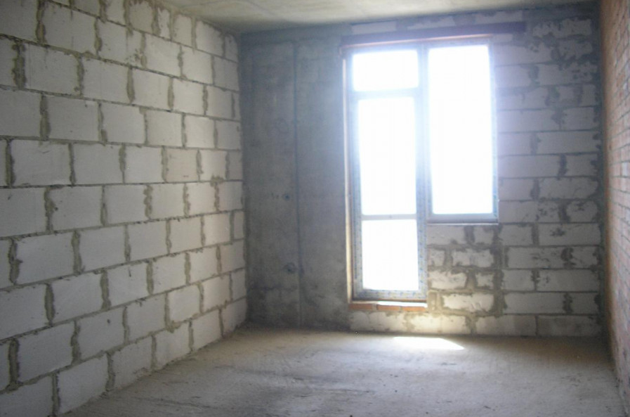 Продам квартиру, Победы просп. , 2 кім., 71 м², частичный ремонт 