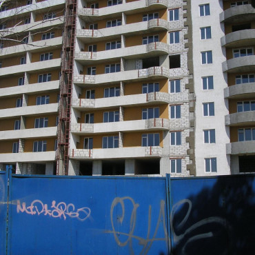 Продам квартиру, Победы просп. , 2 кім., 71 м², частичный ремонт 