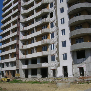 Продам квартиру, Победы просп. , 2 кім., 71 м², частичный ремонт 