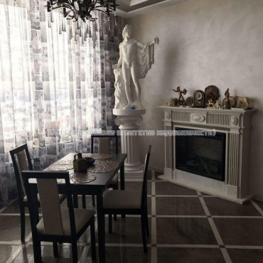 Здам квартиру, Культуры ул. , 3 кім., 113.60 м², авторский дизайн 