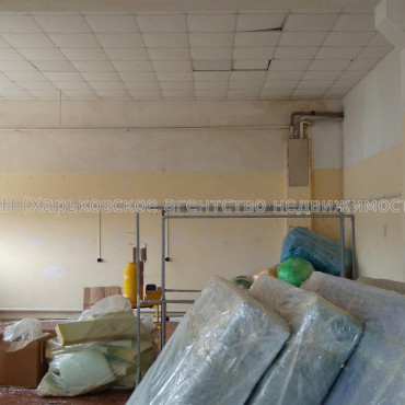 Здам нежитлову нерухомість, производственное помещение , 1 кім., 156 м², косметический ремонт 