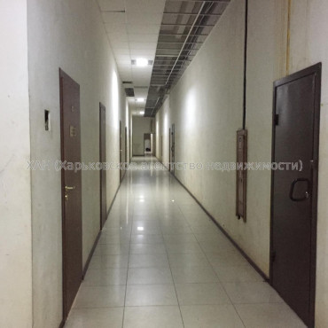 Здам нежитлову нерухомість, производственное помещение , 1 кім., 156 м², косметический ремонт 