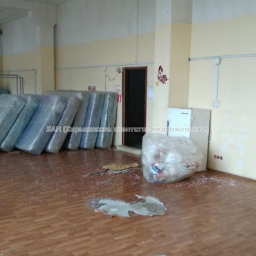 Здам нежитлову нерухомість, производственное помещение , 1 кім., 156 м², косметический ремонт 