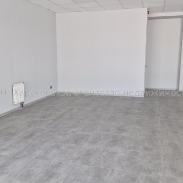 Сдам нежилую недвижимость, торговое помещение , 1  ком., 110 м², капитальный ремонт 