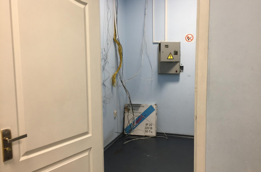 Сдам нежилую недвижимость, торговое помещение , 4  ком., 110 м²