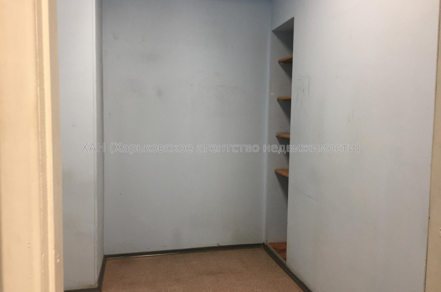 Сдам нежилую недвижимость, торговое помещение , 4  ком., 110 м²