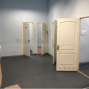 Сдам нежилую недвижимость, торговое помещение , 4  ком., 110 м²