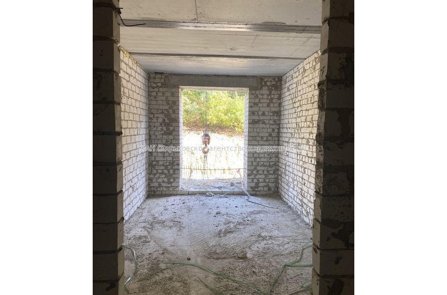 Продам квартиру, Клочковская ул. , 2  ком., 61 м², без внутренних работ 