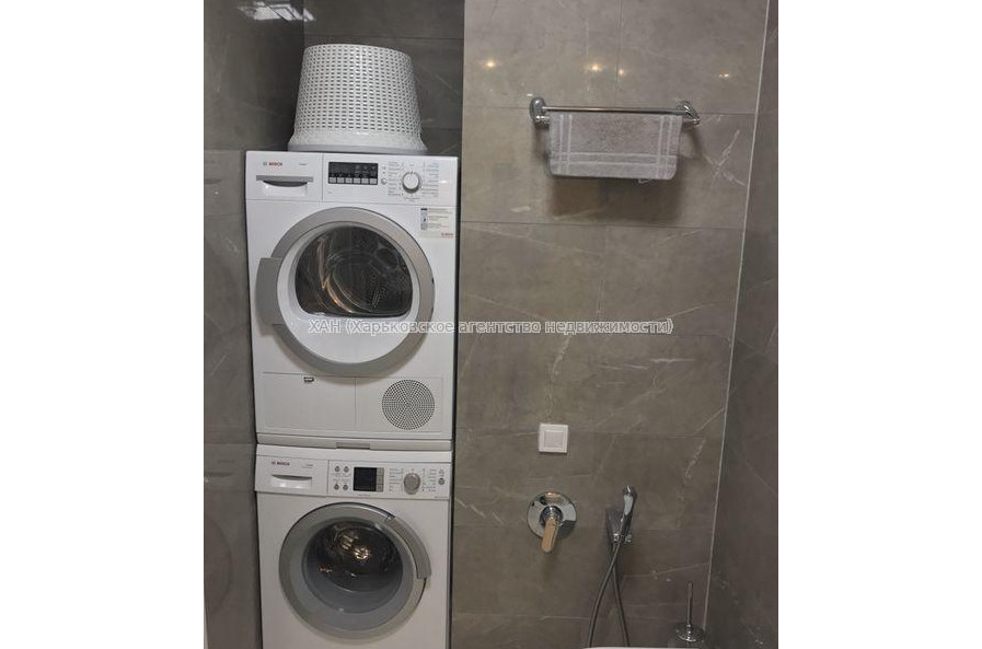 Продам квартиру, Культуры ул. , 3 кім., 126 м², авторский дизайн 
