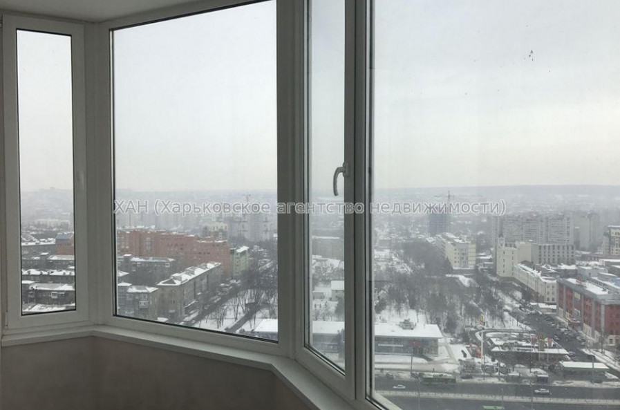 Продам квартиру, Культуры ул. , 3 кім., 126 м², авторский дизайн 
