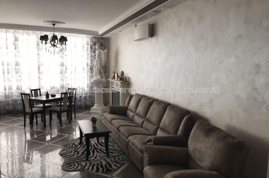 Продам квартиру, Культуры ул. , 3 кім., 126 м², авторский дизайн 