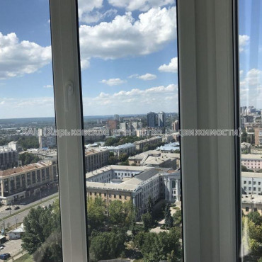 Продам квартиру, Культуры ул. , 3 кім., 126 м², авторский дизайн 