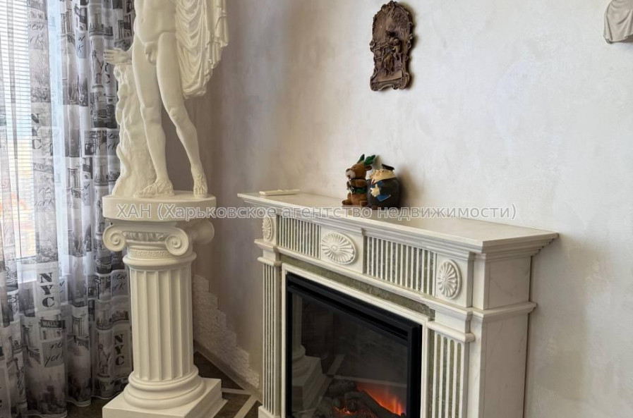 Продам квартиру, Культуры ул. , 3  ком., 113.60 м², авторский дизайн 