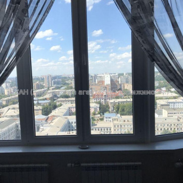 Продам квартиру, Культуры ул. , 3 кім., 126 м², авторский дизайн 