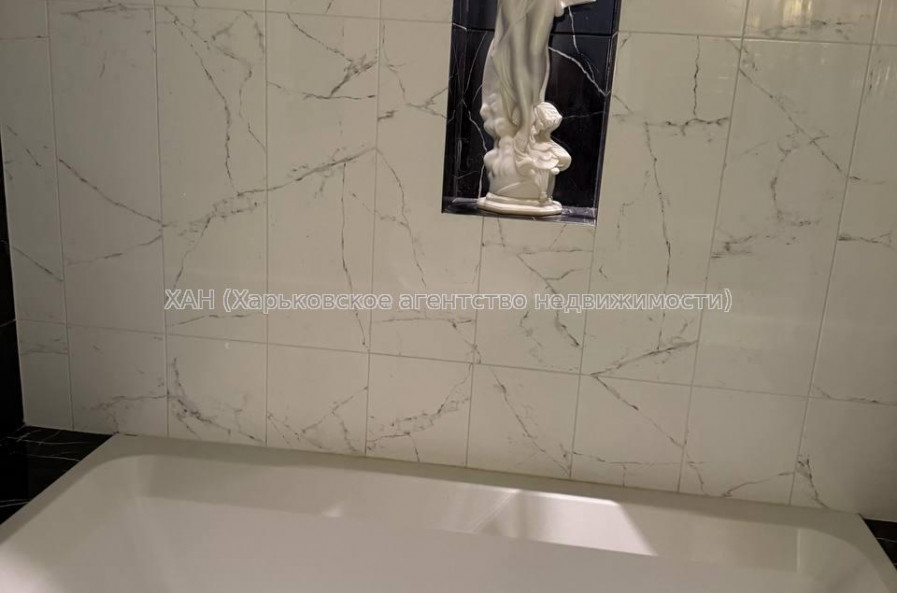 Продам квартиру, Культуры ул. , 3  ком., 113.60 м², авторский дизайн 