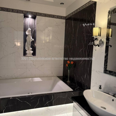 Продам квартиру, Культуры ул. , 3  ком., 113.60 м², авторский дизайн 