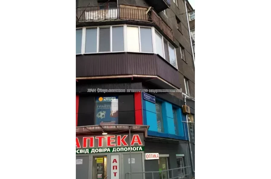 Продам квартиру, Пушкинская ул. , 2  ком., 53 м², частичный ремонт 